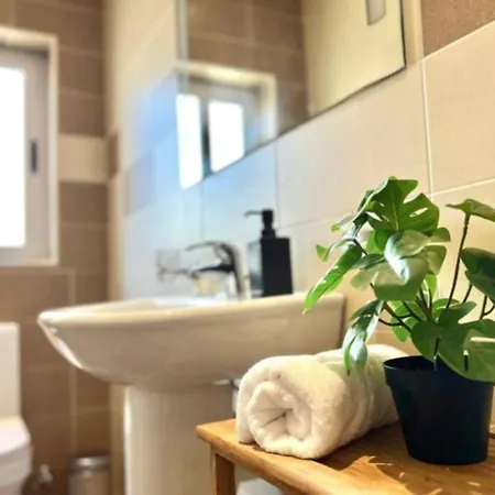 Water St Julians Апартаменты