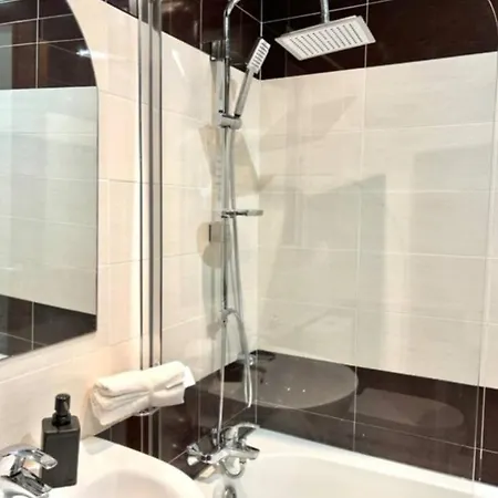 Апартаменты Water St Julians *