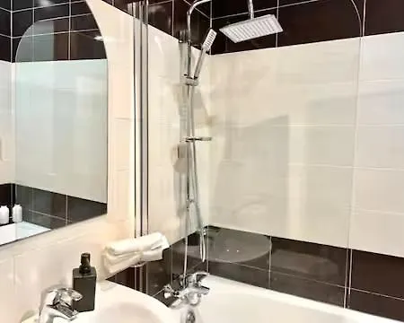 Апартаменты Water St Julians *