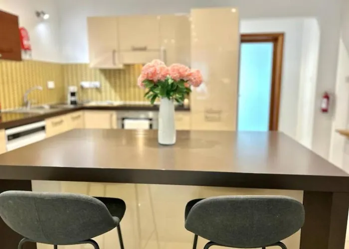 Water St Julians San Ġiljan