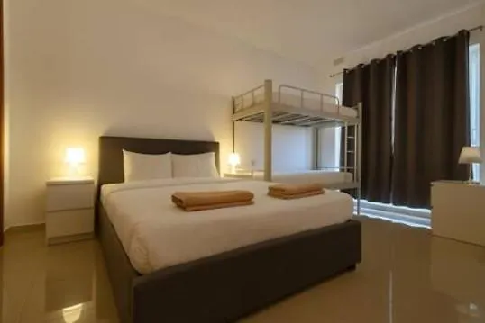 Water St Julians * San Ġiljan