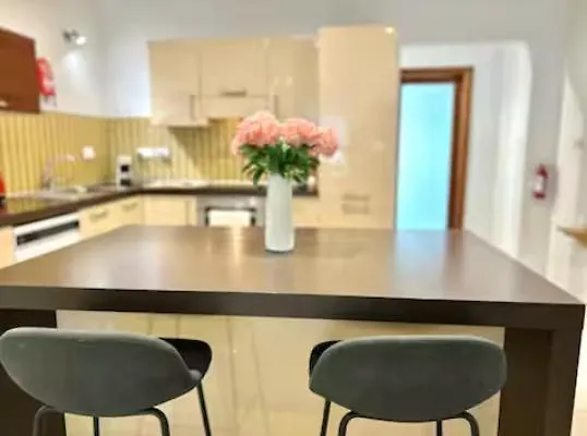 Water St Julians San Ġiljan